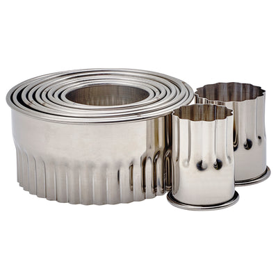 Winco CST-12 1-3/8 to 4 Inch Diameter Cookie Cutter Set Stainless Steel with Storage Container