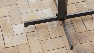 Rockless Table base stable on brick