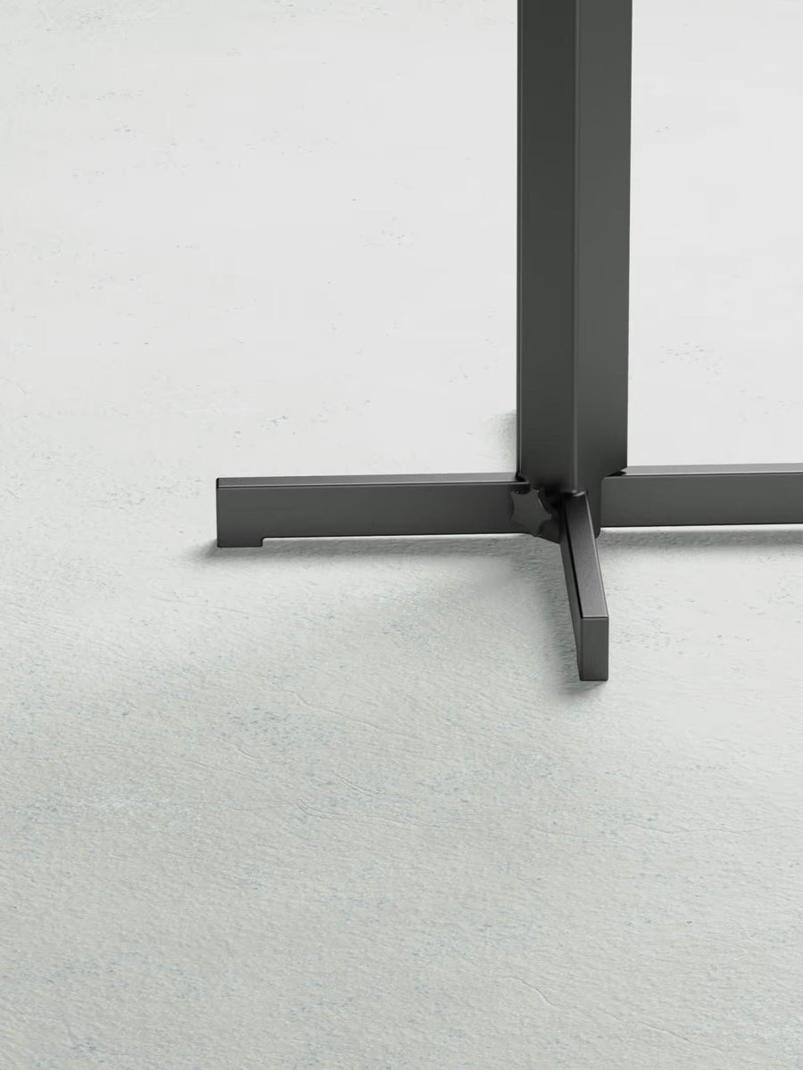 Rockless Table pendulum mechanism: two pieces of steel and a bolt inside the base column