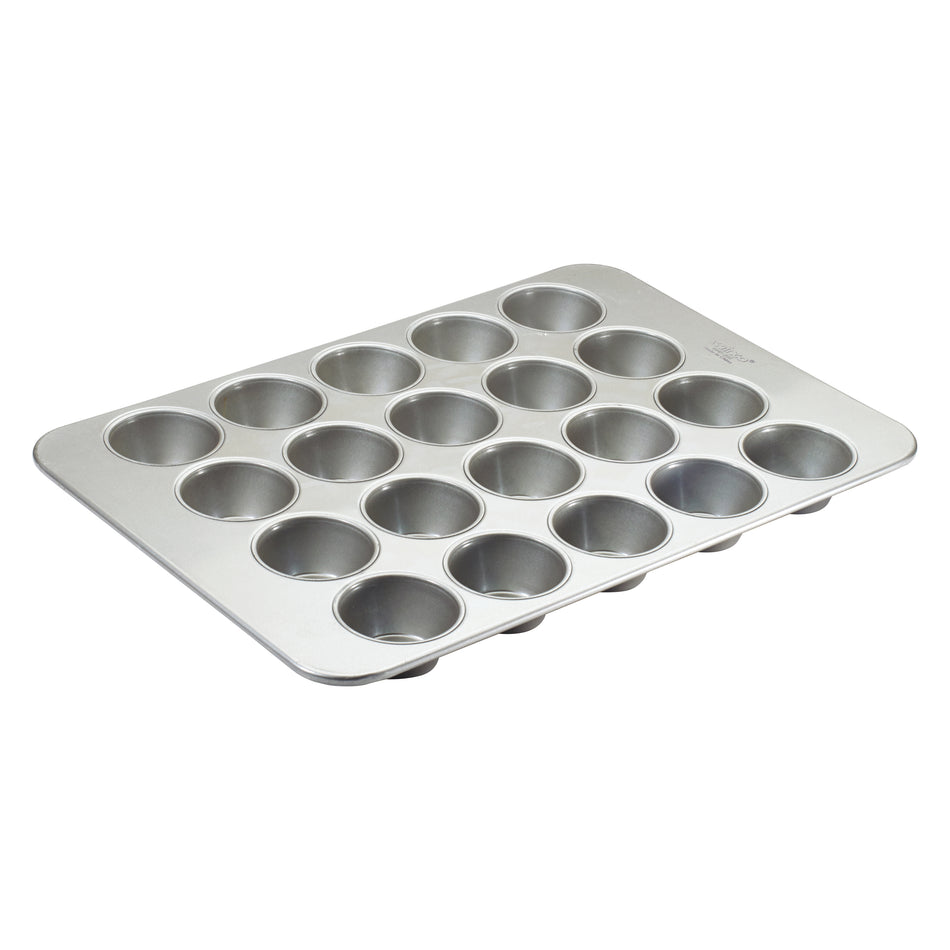Winco HMF-20E 25 Inch Pecan Roll Large Muffin Pan 20 Muffin Cavities Aluminized Steel