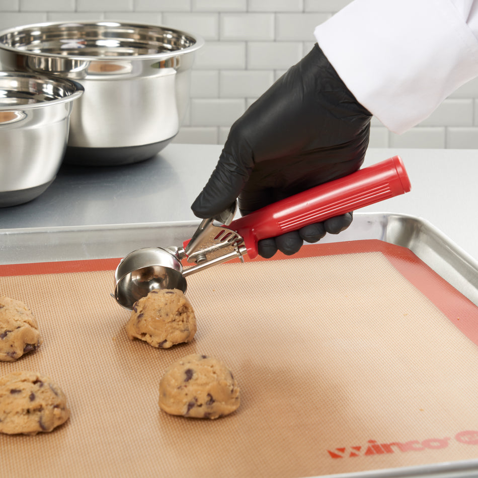 Winco ICOP-24 1-1/3 Oz Deluxe Disher Round Bowl with Stainless Steel Handle Red