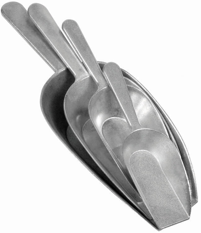 Winco ASFB-24 24 Oz Scoop Flat Bottom with Aluminum Construction