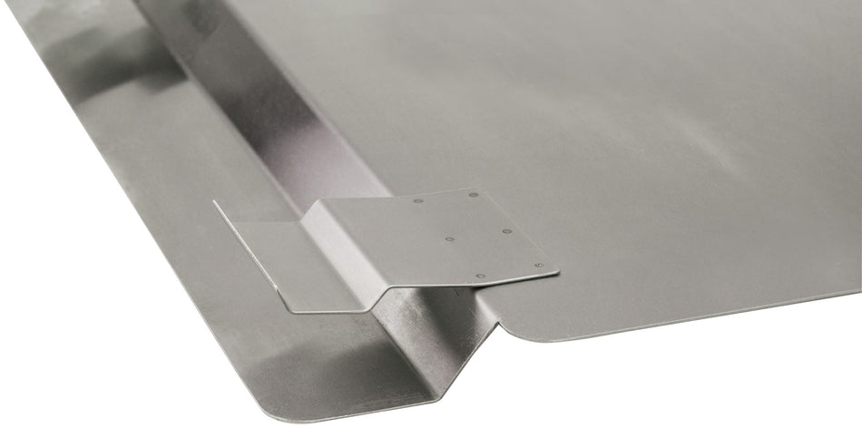 Winco SFSG-2018 20-1/2 Inch Fryer Splash Guard 18 Gauge Stainless Steel with Clips