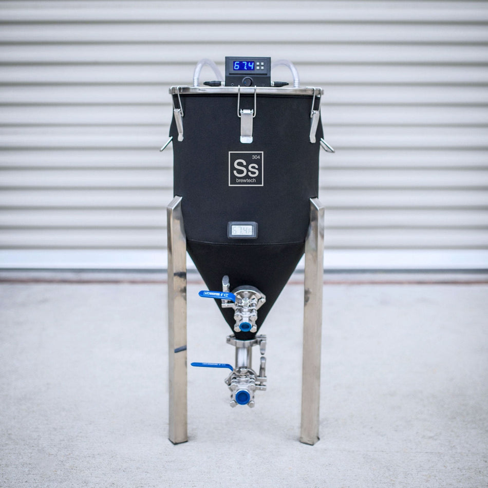Ss Brewtech 7 gallon Chronical Fermenter FTSs Temperature Control